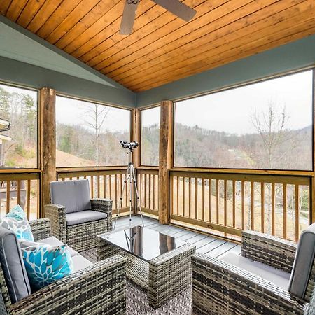 Cullowhee Home With Game Room, Wraparound Decks Exteriör bild